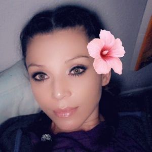 Meet your Posher, Ember